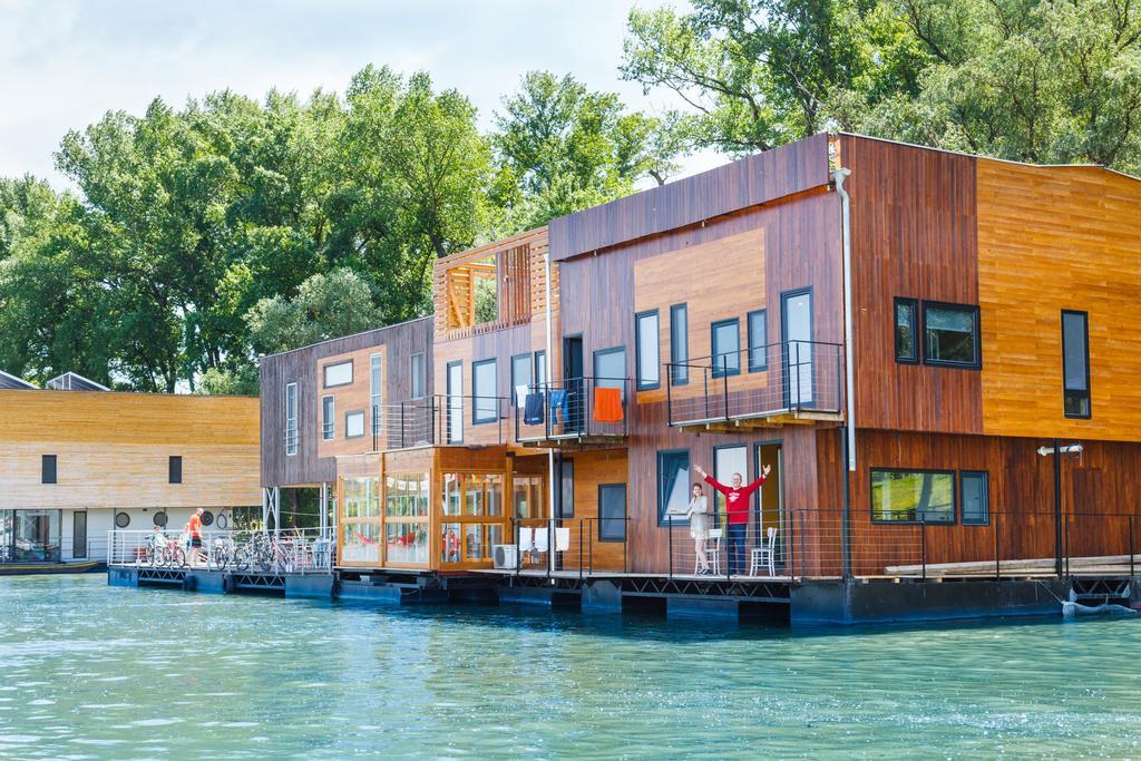 Arkabarka 2- Floating Dream Rooms And Apartments 베오그라드 외부 사진